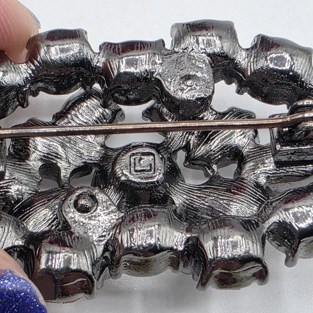 Liz Claiborne Gunmetal Rhinestone Brooch Grey Clear Crystal Marquise Pin‎ LC